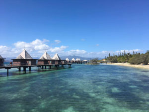 ウミガメに会える水上コテージ レスカパイロメイト 海外初心者でも安心の南の島ニューカレドニアの魅力